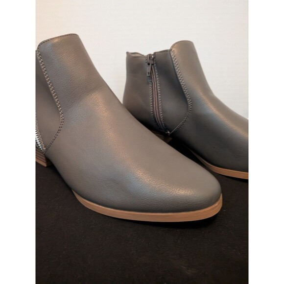 Croft & Barrow Size 9 Batterstone Boots Ankle Zip Up Gray - Picture 3 of 11